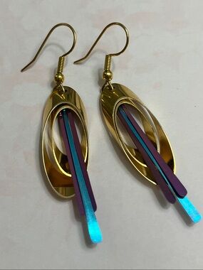 Vintage Gold Tone Dangle Earrings with Pink, Purple & Blue Accents